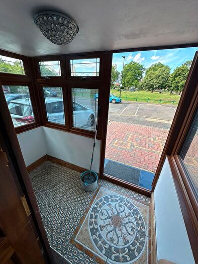4 Bedroom Terraced House To Rent In Skiers Street, London, E15