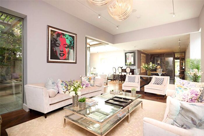 5 Bedroom Semi-Detached House To Rent In Elm Tree Road, London, NW8