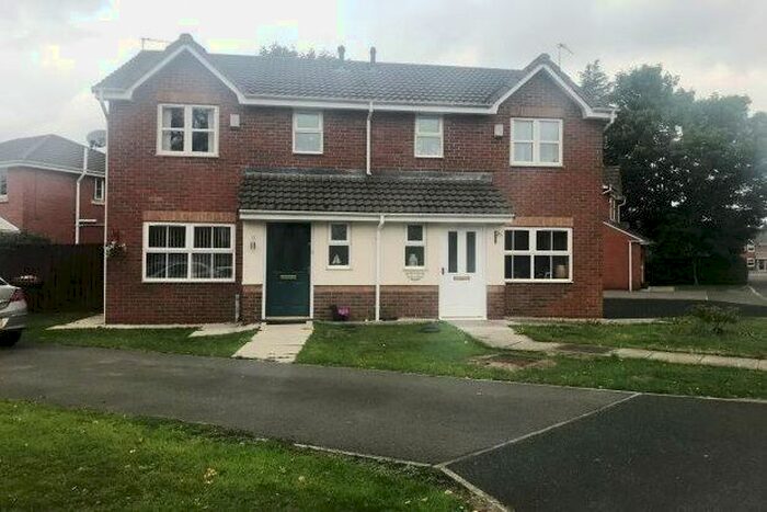 3 Bedroom Property To Rent In Alconbury Close, Warrington, WA5