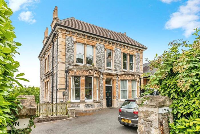 1 Bedroom Apartment For Sale In Bridge Road, Leigh Woods, Bristol, BS8