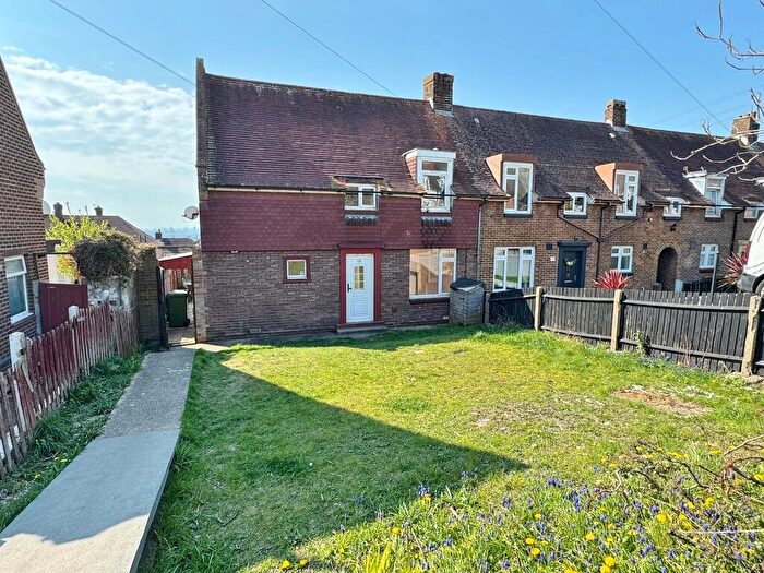 3 Bedroom End Of Terrace House For Sale In Harleston Road, Wymering, PO6