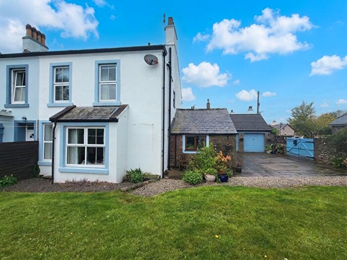 4 Bedroom Semi-Detached House For Sale In Sellafield Road, Beckermet, CA21