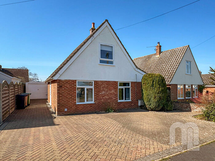 3 Bedroom Detached House To Rent In Westwood Gardens, Wymondham, Norfolk, NR18