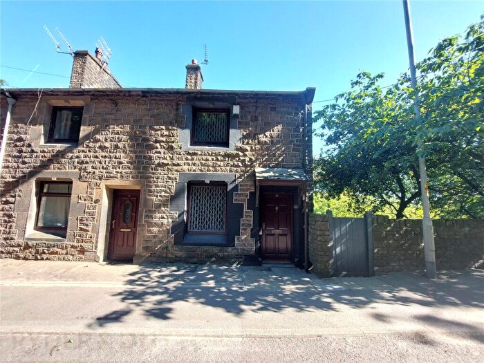 2 Bedroom End Of Terrace House To Rent In Oldham Road, Grasscroft, Oldham, OL4