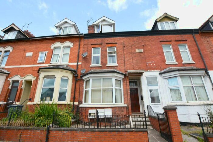 3 Bedroom Flat For Sale In East Park Road, Evington, Leicester, LE5
