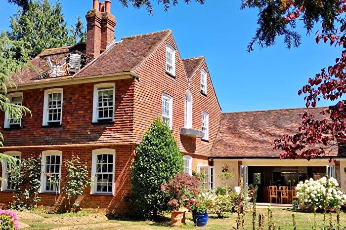 5 Bedroom Detached House For Sale In Chessenden Lane, Smarden, TN27