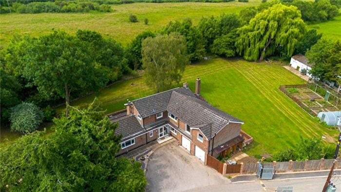 6 Bedroom Detached House For Sale In Burghfield Bridge, Burghfield, Reading, Berkshire, RG30