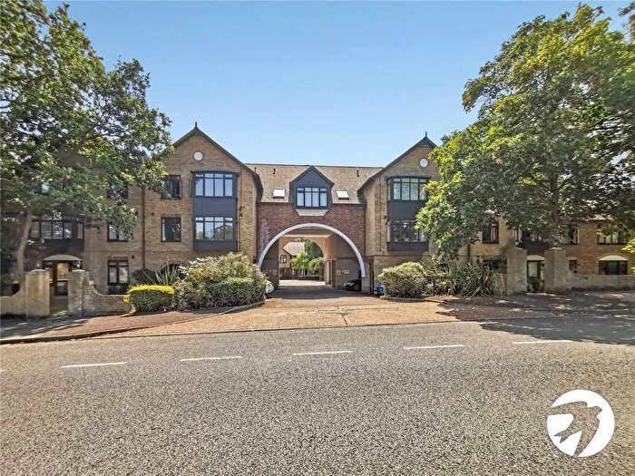 1 Bedroom Flat To Rent In Parkside Lodge, Erith Rd, Belvedere, Kent, DA17