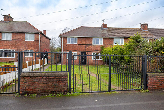 4 Bedroom End Of Terrace House For Sale In King Georges Road, Doncaster, DN11