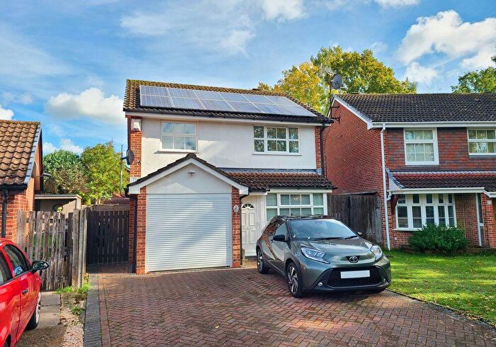 3 Bedroom Detached House For Sale In Teal Close, West Totton, SO40