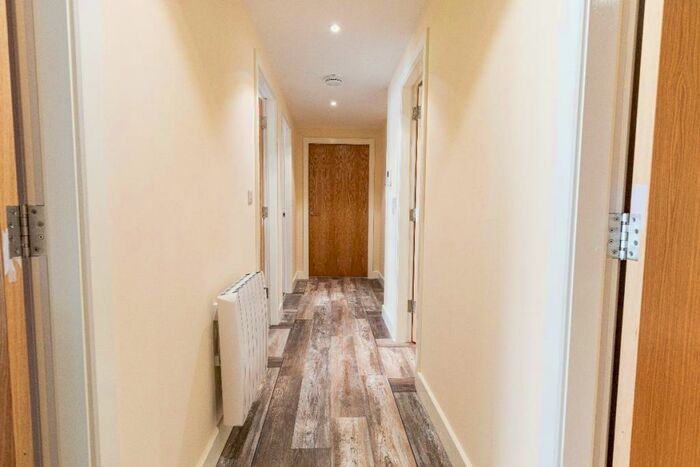 3 Bedroom Flat To Rent In Ecco, Sheffield, Sheffield, S11