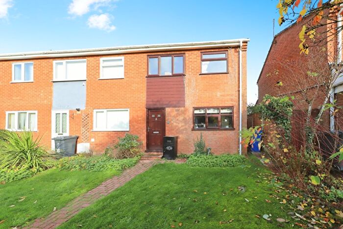 2 Bedroom End Of Terrace House For Sale In Scampton Close, Perton Wolverhampton, Staffordshire, WV6