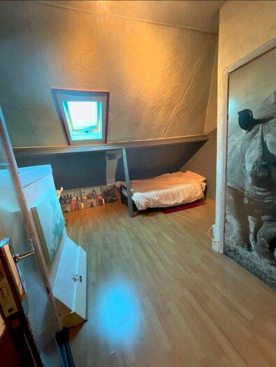 3 Bedroom Flat To Rent In Westside, Hendon, NW4