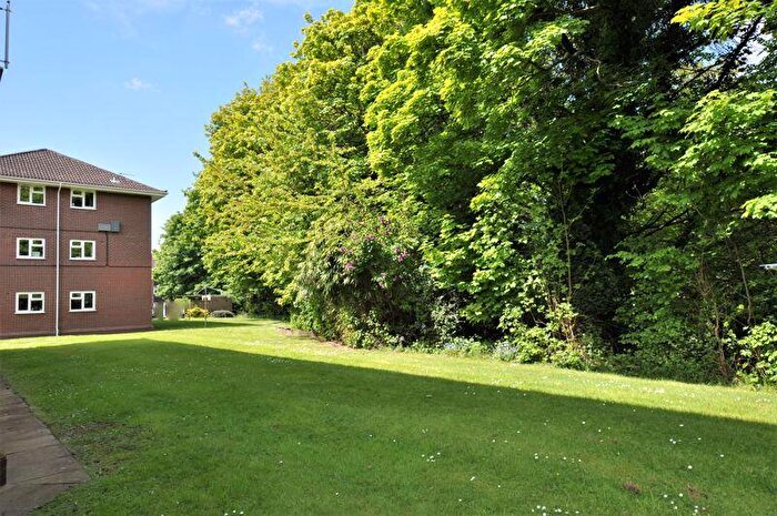 1 Bedroom Flat To Rent In Ravenscroft, Holmes Chapel, CW4