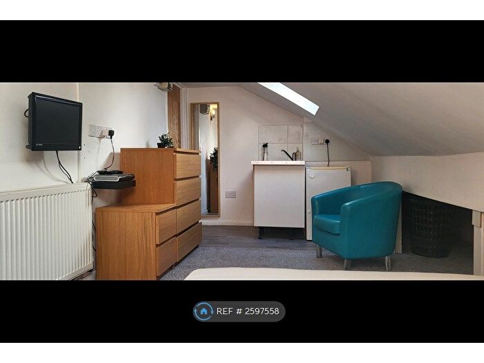 Studio To Rent In Sutton Coldfield, Sutton Coldfiled, B73