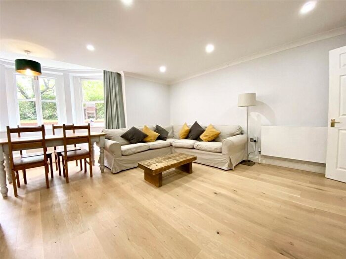 3 Bedroom Apartment To Rent In Clifton, Priory Road, BS8