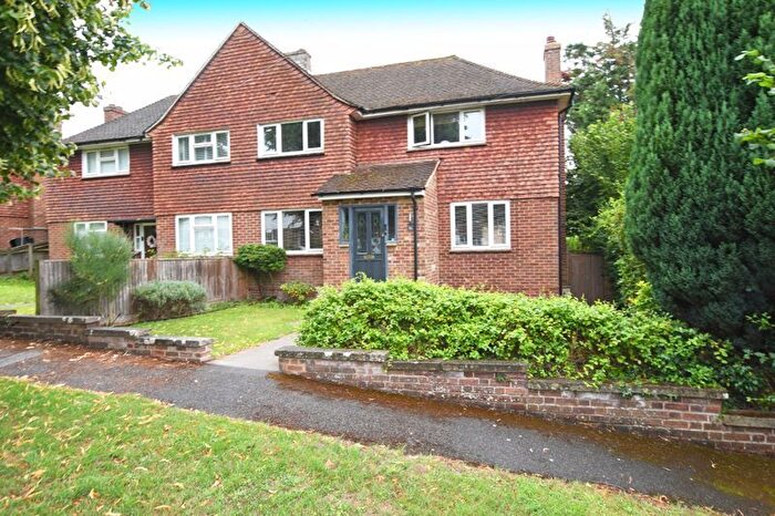 4 Bedroom Semi-Detached House For Sale In Cross Keys, Maidstone, ME14