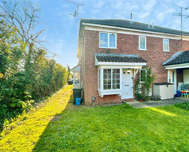 1 Bedroom End Of Terrace House For Sale In Milverton Green, Luton, Bedfordshire, LU3