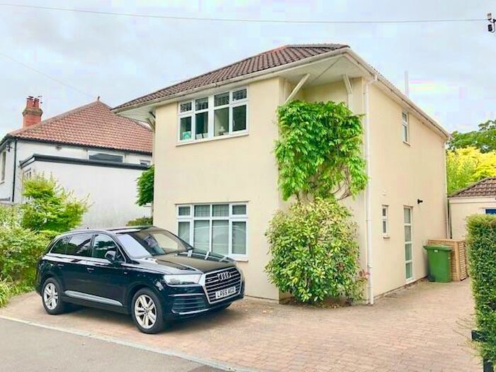 3 Bedroom Detached House To Rent In Park Grove, Henleaze, Bristol, BS9