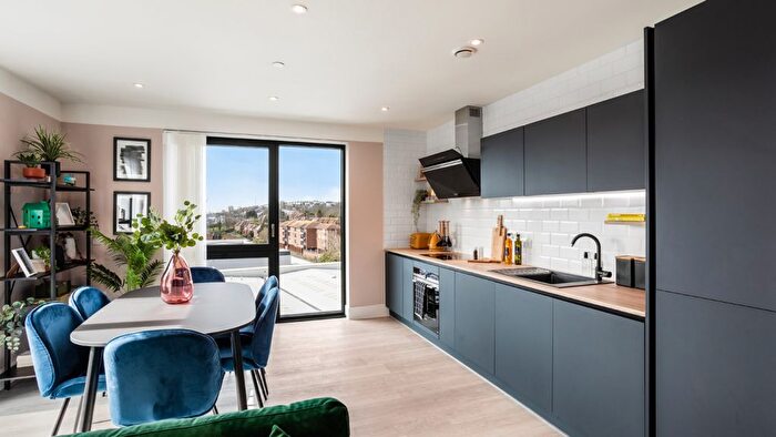 2 Bedroom Flat For Sale In The Furlong, Brighton, BN2
