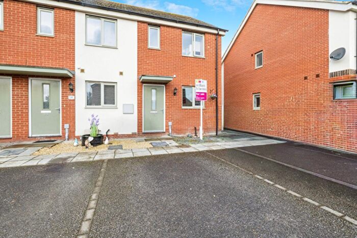 2 Bedroom End Terrace House For Sale In Westbrooke Place, Lincoln, LN6