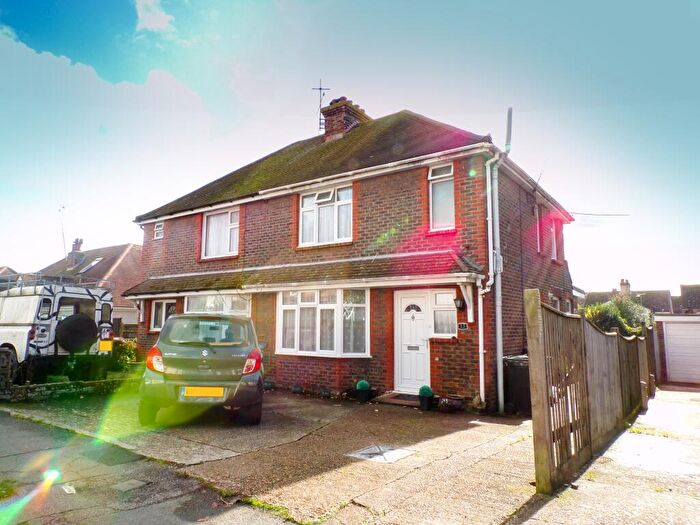 3 Bedroom End Of Terrace House To Rent In Victoria Road, Polegate, BN26