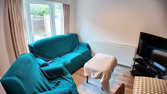 3 Bedroom Property To Rent In Goss Croft, B29