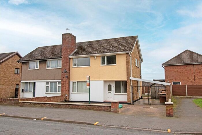 3 Bedroom Semi-Detached House For Sale In Dewsbury Avenue, Scunthorpe, Lincolnshire, DN15