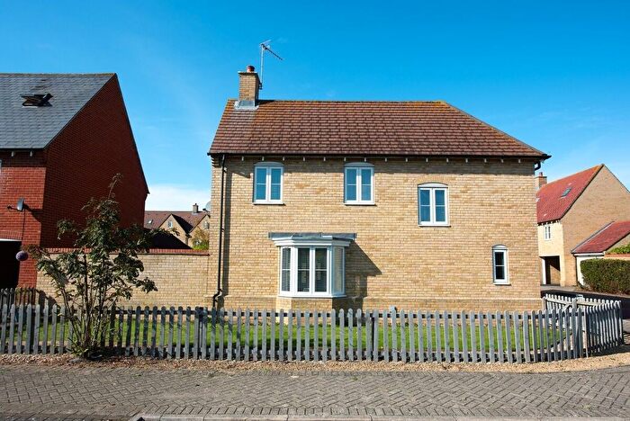 3 Bedroom Detached House To Rent In Colchester, Essex, CO2