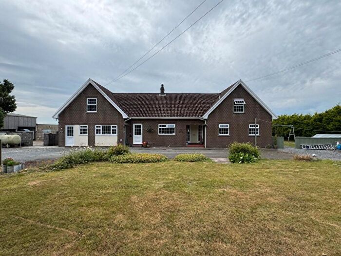 4 Bedroom Smallholding For Sale In Capel Dewi, Llandysul, SA44