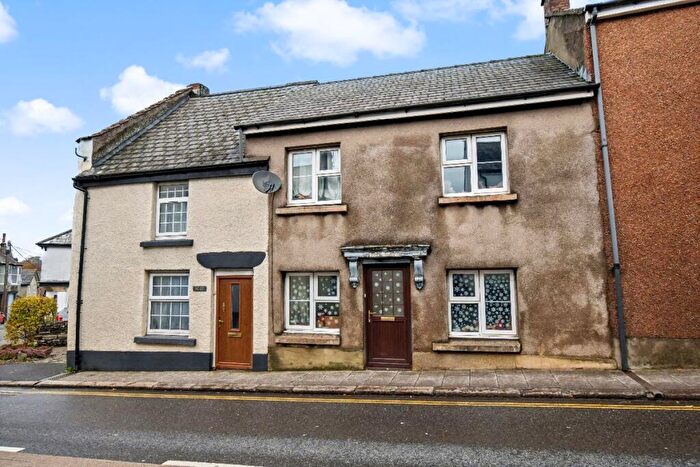 3 Bedroom Terraced House For Sale In East Street, Okehampton, EX20