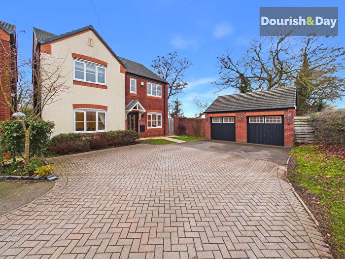 5 Bedroom Detached House For Sale In Green Close, Great Haywood, ST18
