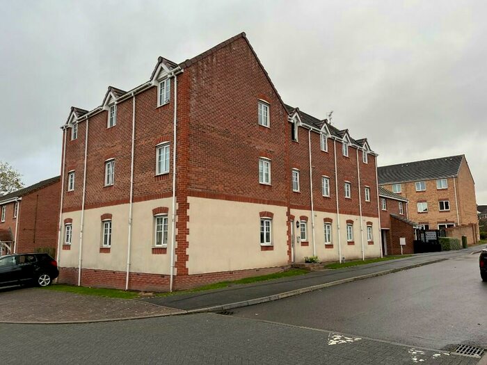 2 Bedroom Flat To Rent In Izod Road, Rugby, Warwickshire, CV21