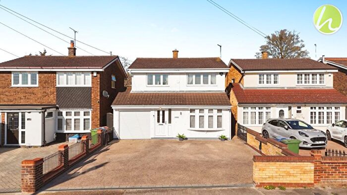 4 Bedroom Detached House For Sale In Third Avenue, Stanford-Le-Hope, SS17