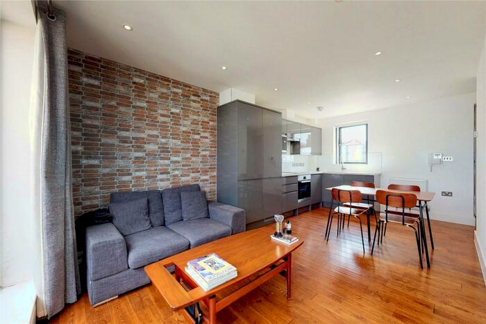 1 Bedroom Apartment To Rent In Vyner Street, Cambridge Heath, London, E2
