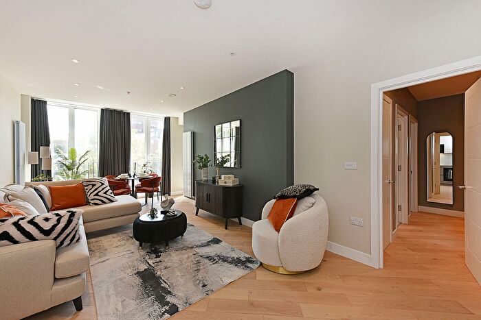 1 Bedroom Flat For Sale In The Grove, Stratford, E15