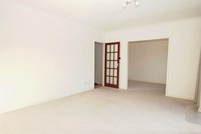 4 Bedroom Terraced House To Rent In Sparrow Drive, Orpington, BR5