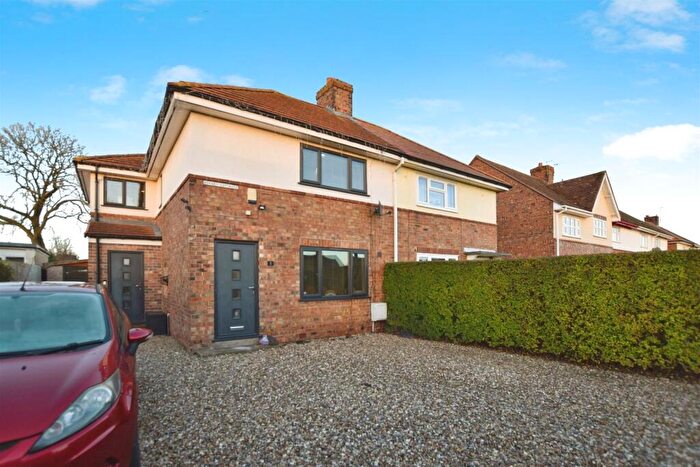 3 Bedroom Semi-Detached House For Sale In Bengey Cottages, Burton Pidsea, Hull, HU12