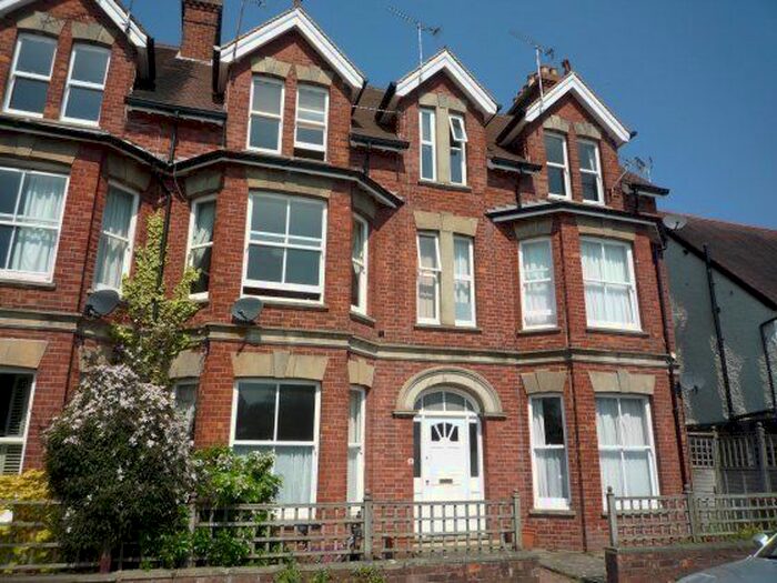 1 Bedroom Flat To Rent In Cambridge Gardens, Tunbridge Wells TN2