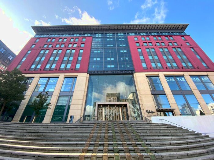 2 Bedroom Apartment To Rent In Royal Arch, B1