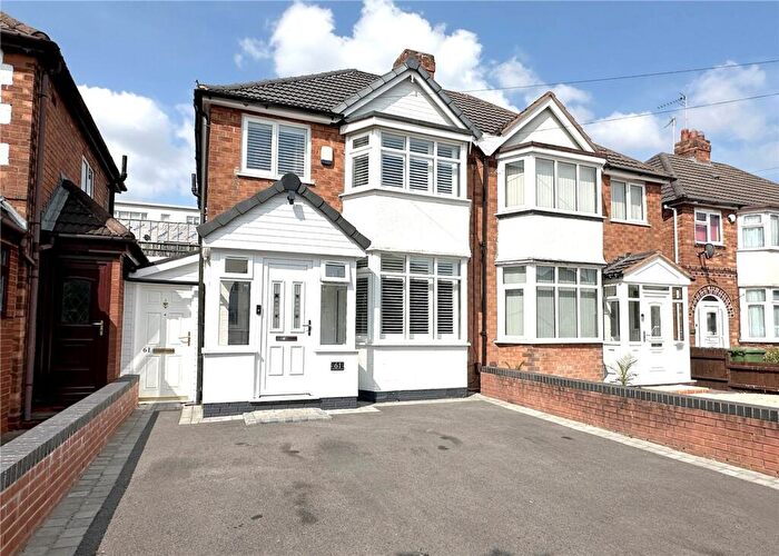 3 Bedroom Semi Detached House For Sale In Wellsford Avenue, Solihull, B92
