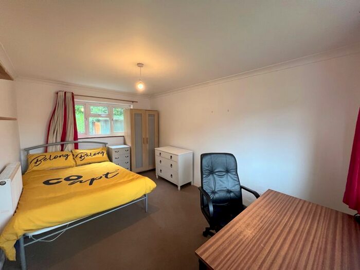 4 Bedroom Property To Rent In Rushlake Road, Brighton, BN1