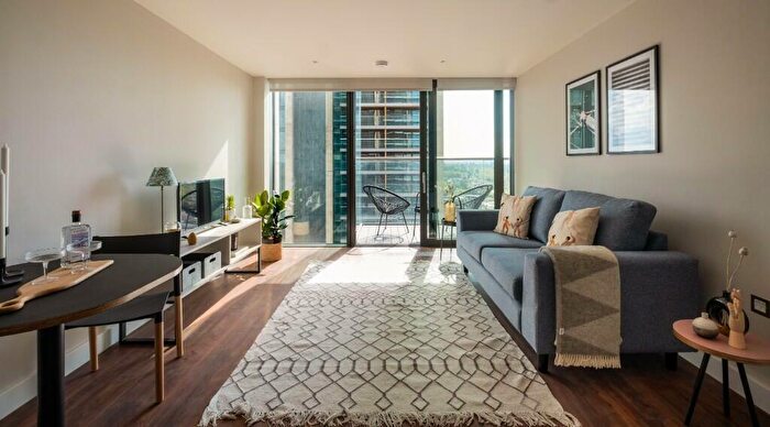 1 Bedroom Apartment To Rent In Commercial Way, Woking, Surrey, GU21