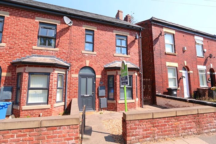 3 Bedroom Terraced House To Rent In Fairfield Road, Droylsden, Manchester, M43