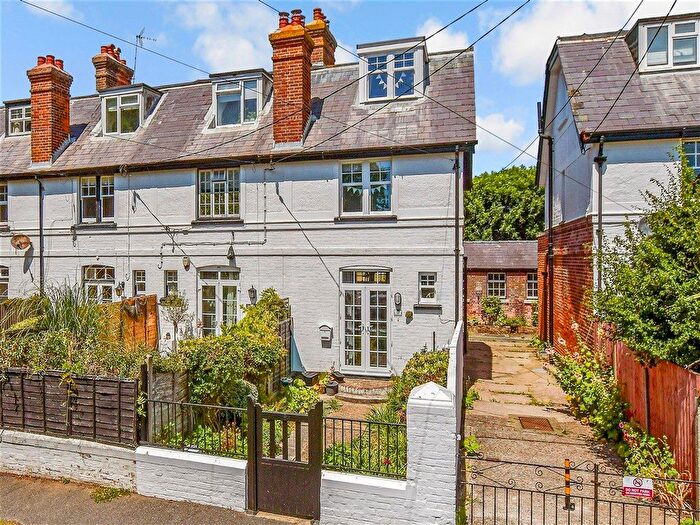 3 Bedroom End Of Terrace House For Sale In St. Andrew's Road, Littlestone, New Romney, Kent, TN28
