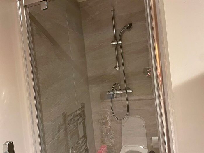 1 Bedroom Flat To Rent In North Street, Leeds, LS2