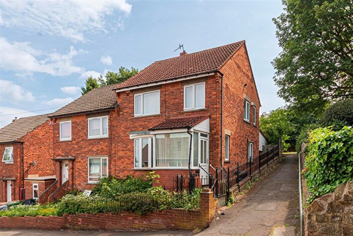 3 Bedroom Semi-Detached House To Rent In Hill Top, Blaydon-On-Tyne, Gateshead, NE21