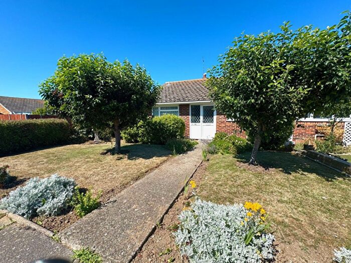 2 Bedroom Bungalow To Rent In Turnden Gardens, Palm Bay, Margate, Kent, CT9