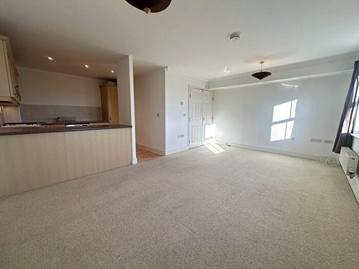 2 Bedroom Flat To Rent In Ainsley Way, Chartham, CT4