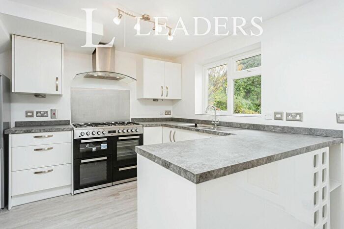 3 Bedroom End Of Terrace House To Rent In North Road, RH16